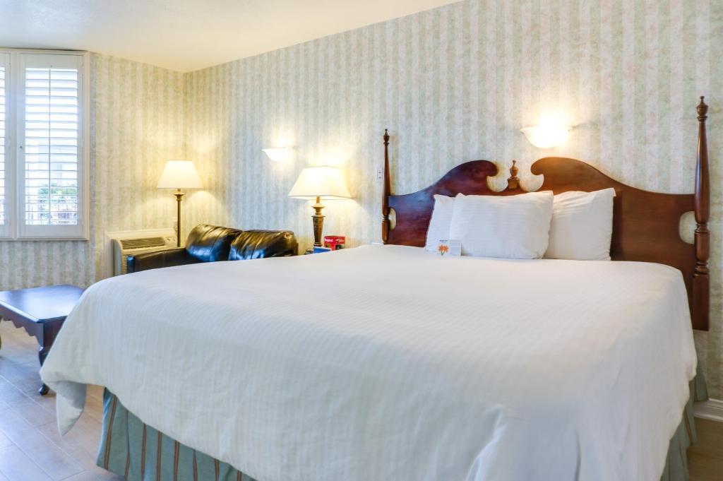 Carousel Inn And Suites Anaheim Luaran gambar